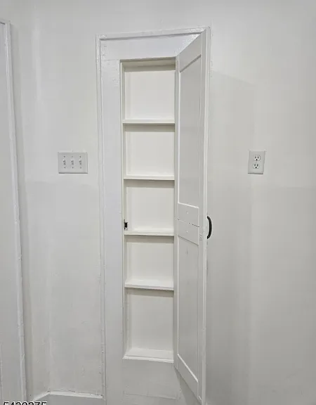 27 Cleveland Ave — Photo 11