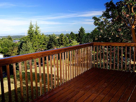 Deck w/Sunset & Olympics View
