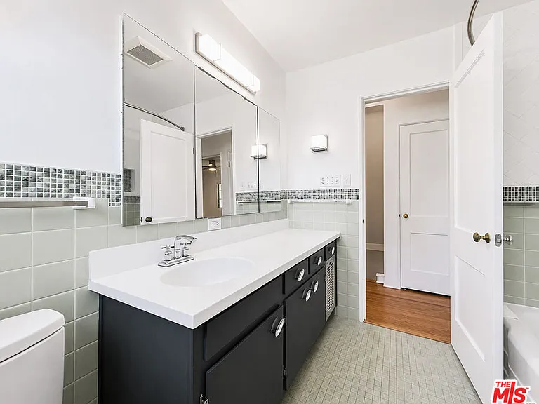 5366 Village Grn — Photo 23
