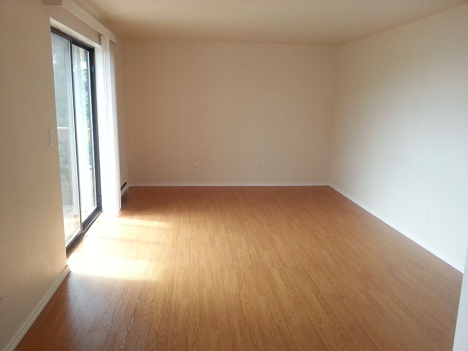1st image of 601 SE 8th Ave APT C203
