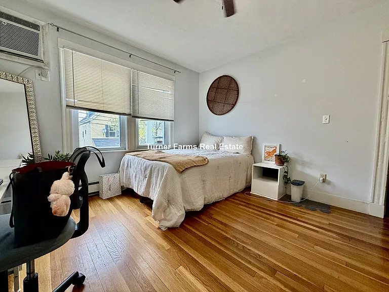 94 Heath St #1F — Photo 12