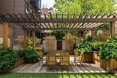 Rented by Evans Real Estate