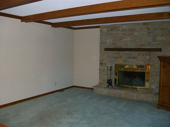 3rd image of 7809 S Nantucket Woods Ct