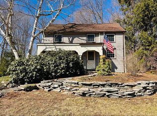 226 Mosier St, South Hadley, MA 01075