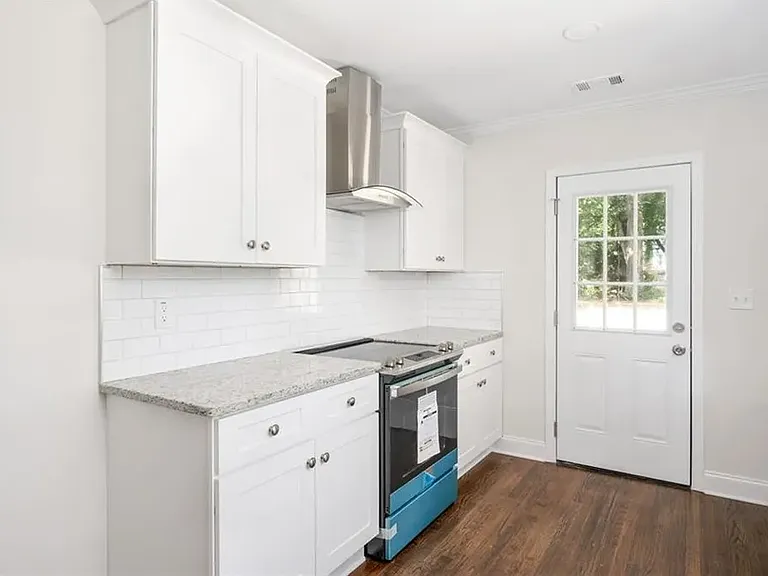 623 Quillian Ave — Photo 15