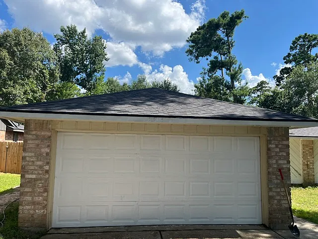 Street view garage