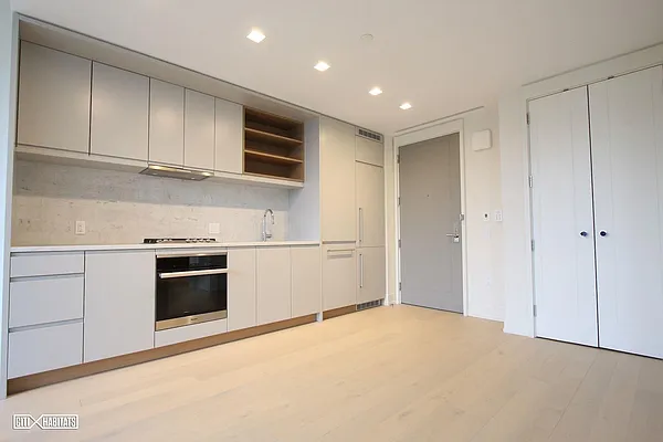 Rented by Citi Habitats | media 9