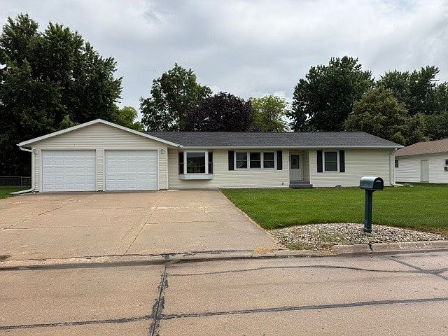 1st image of 511 E Kildare Dr