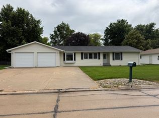 511 E Kildare Dr, Oneill, NE 68763