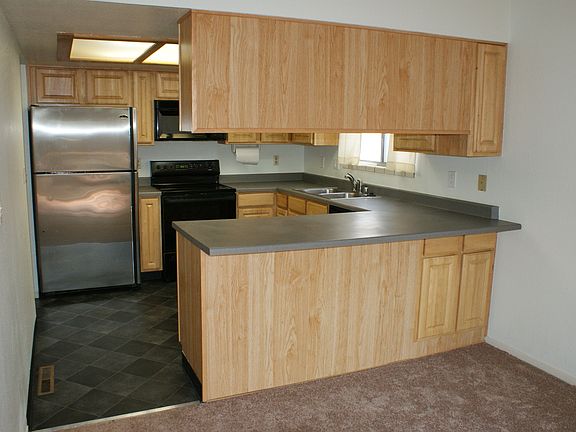3rd image of 2560 Keystone Ave