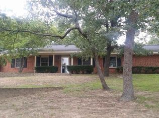 107 Brentwood Dr, Athens, TX 75751