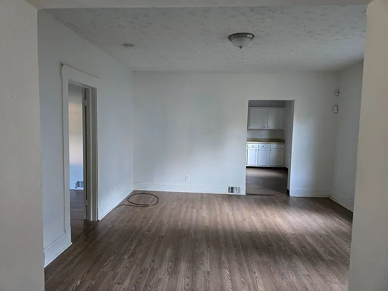 8323 Medina Ave — Photo 16