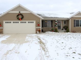 33 Browning Dr, Shelbyville, MI 49344