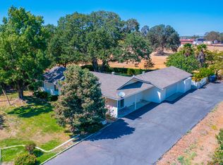 22867 Oak View Dr, Red Bluff, CA 96080