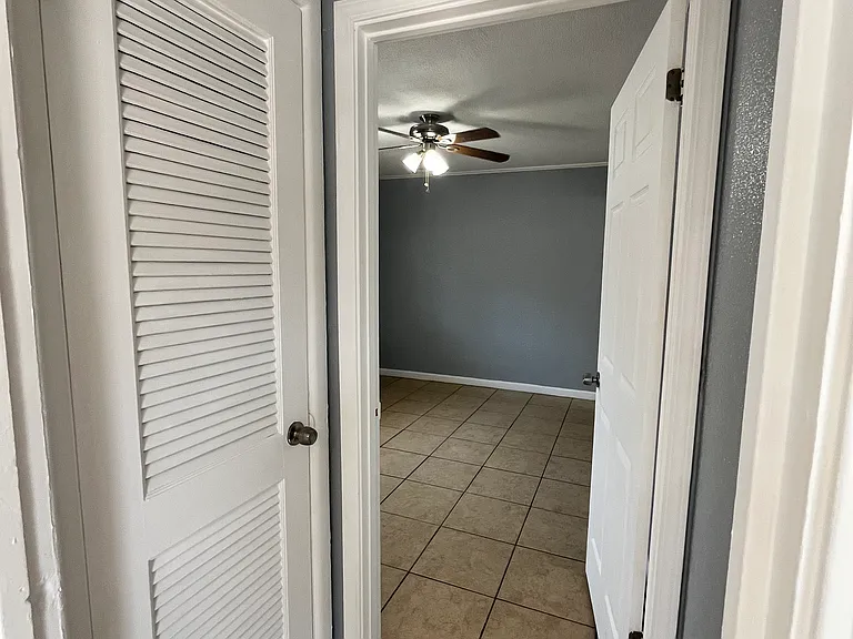 4315 Jack St #1 — Photo 8