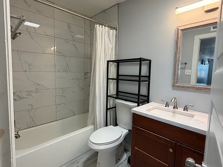 10609 Springwood Dr #B — Photo 10