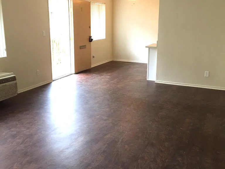 1014 N Oxford Ave #7 — Photo 6