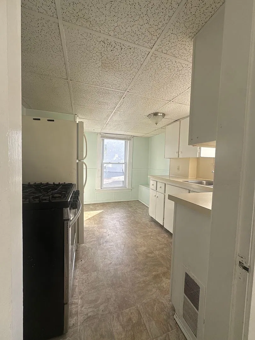 70 West Street, Leominster MA — Photo 3