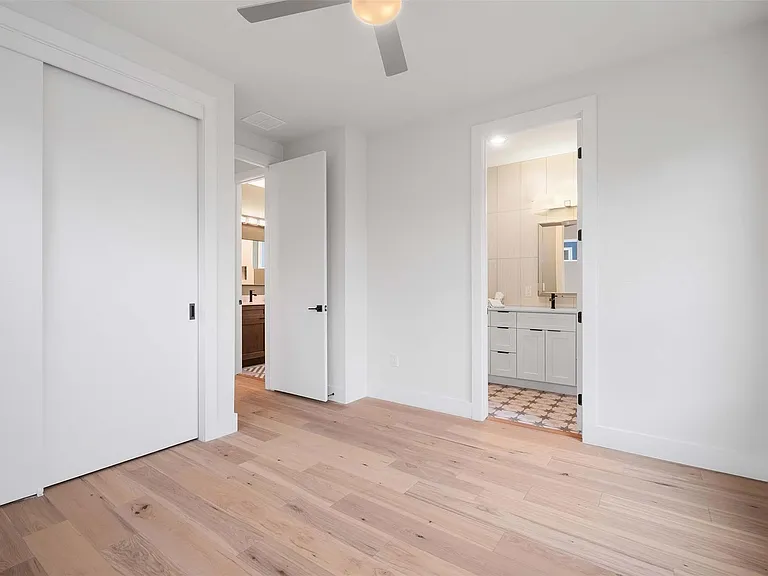 4513 S 3rd St #2 — Photo 16