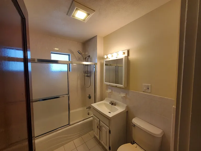 162 Beech St #2 — Photo 5