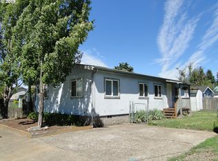 140 S 52nd Pl, Springfield, OR 97478