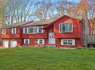 10 Cardinal Dr, Dudley, MA 01571