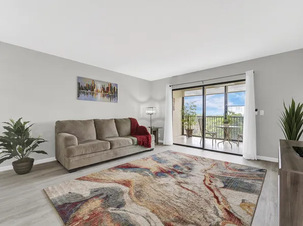 14475 Strathmore Lane #704, Delray Beach, FL 33446