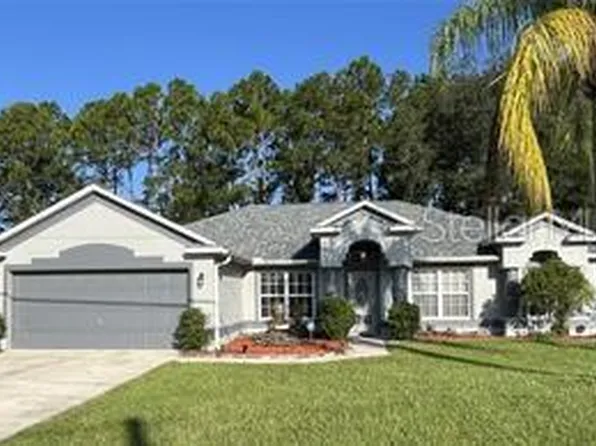 4 Pin Oak Dr, Palm Coast, FL 32164