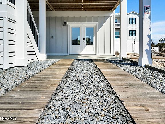 3rd image of 413 E Fourth Street