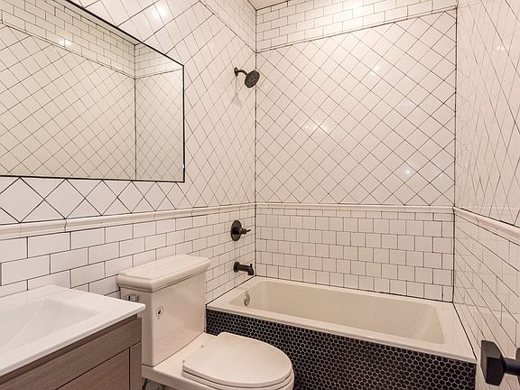 4th image of 365 Palmetto St #3N