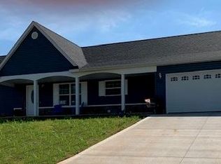 7875 Platinum Cir, Baxter, TN 38544