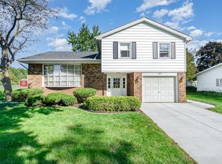 2691 Hamstrom Rd, Portage, IN 46368