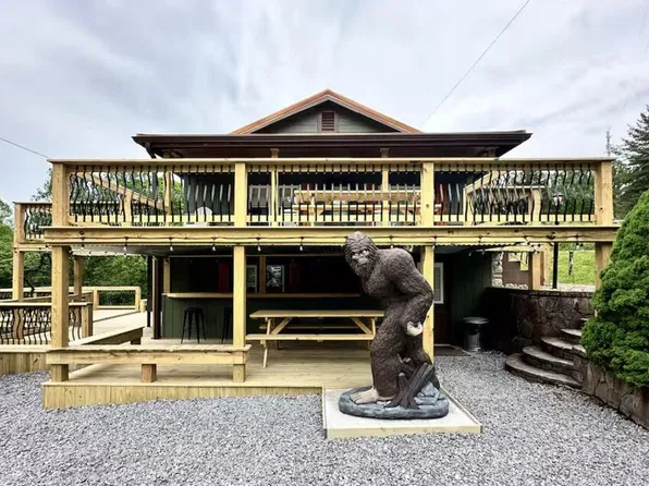 2078 Belcher Mountain Rd, Welch, WV 24801
