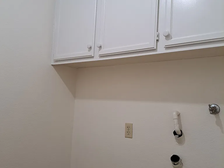 Washer dryer connections