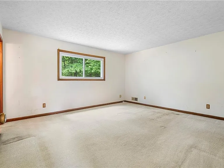 3260 Creek Hollow Dr — Photo 6