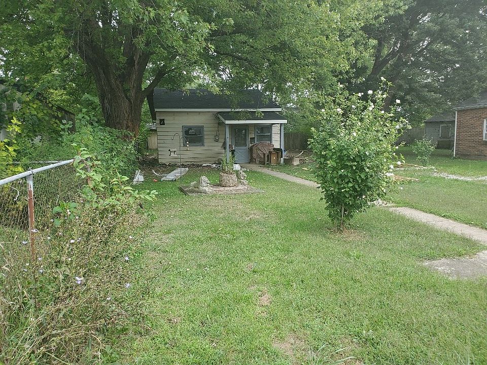 2nd image of 1428 Pearl St Lot 140