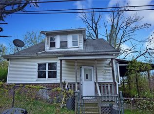 2701 Glasgow St, Pittsburgh, PA 15204
