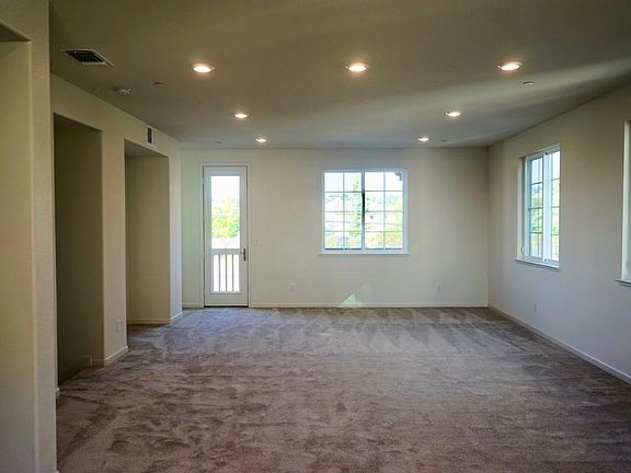 4th image of 24985 Huntwood Ave