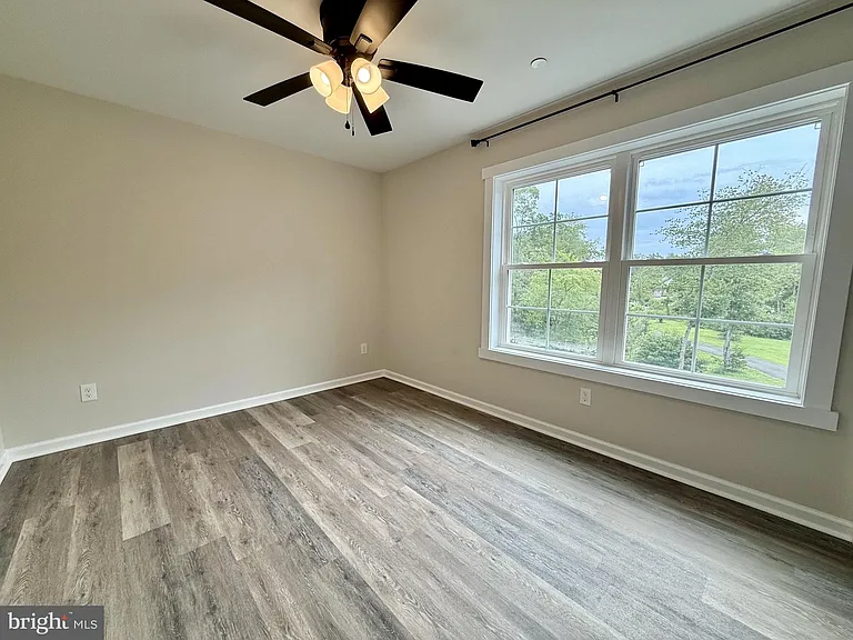 44845 Dot Banagan Ln #GARAGE — Photo 11