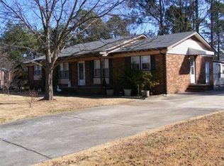 5148 Wichita Dr, Fayetteville, NC 28303