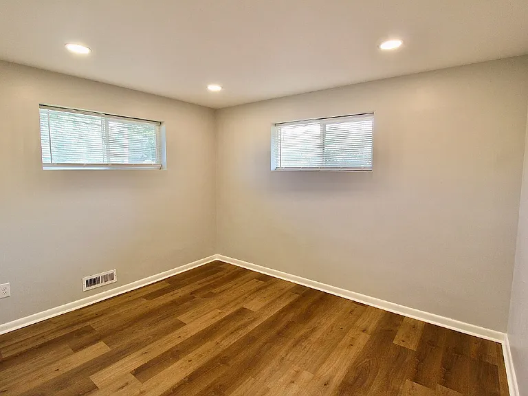 3614 N Monaco Street Pkwy — Photo 16