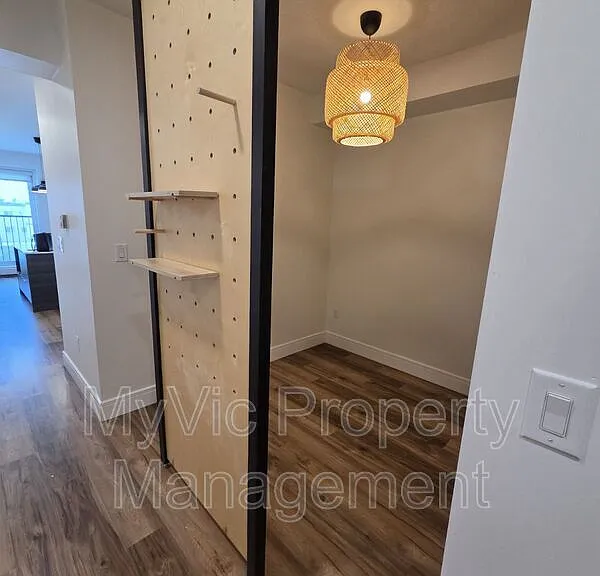 8015 102nd St NW #BACHELOR — Photo 6