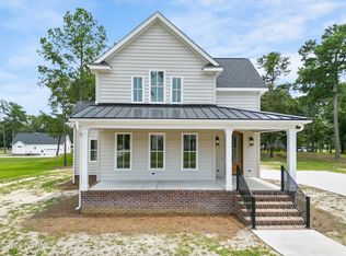 135 N Country Club Dr, Kenansville, NC 28349