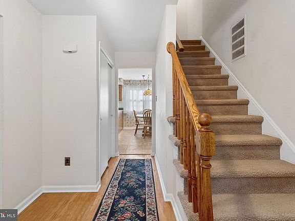 4th image of 4 Overington Ave
