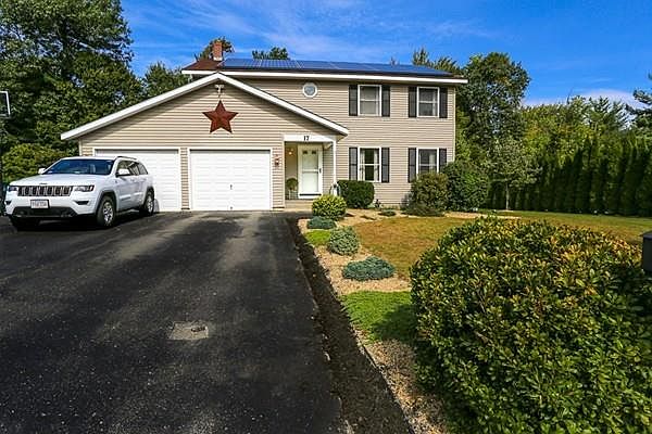 1st image of 17 Kaysha Dr
