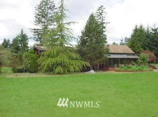 14260 Henderson Rd NE, Bainbridge Island, WA 98110