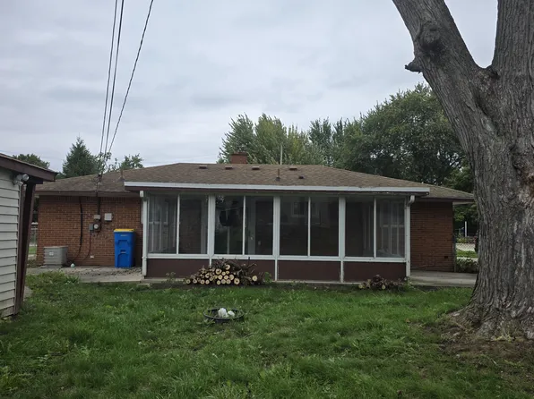 5201 Harding St, Wayne, MI 48184
