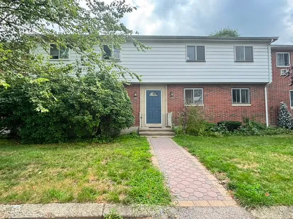 120 Bishop Dr, Framingham, MA