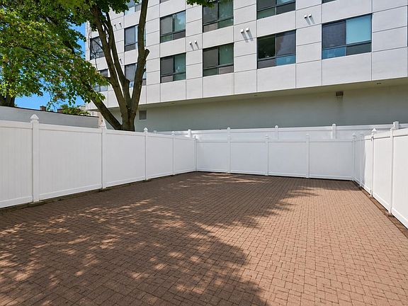 3rd image of 6119 Tyler Pl