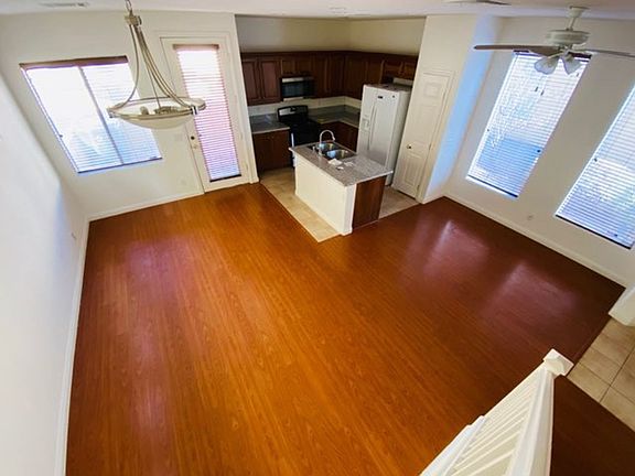 3rd image of 8098 Watauga Ave